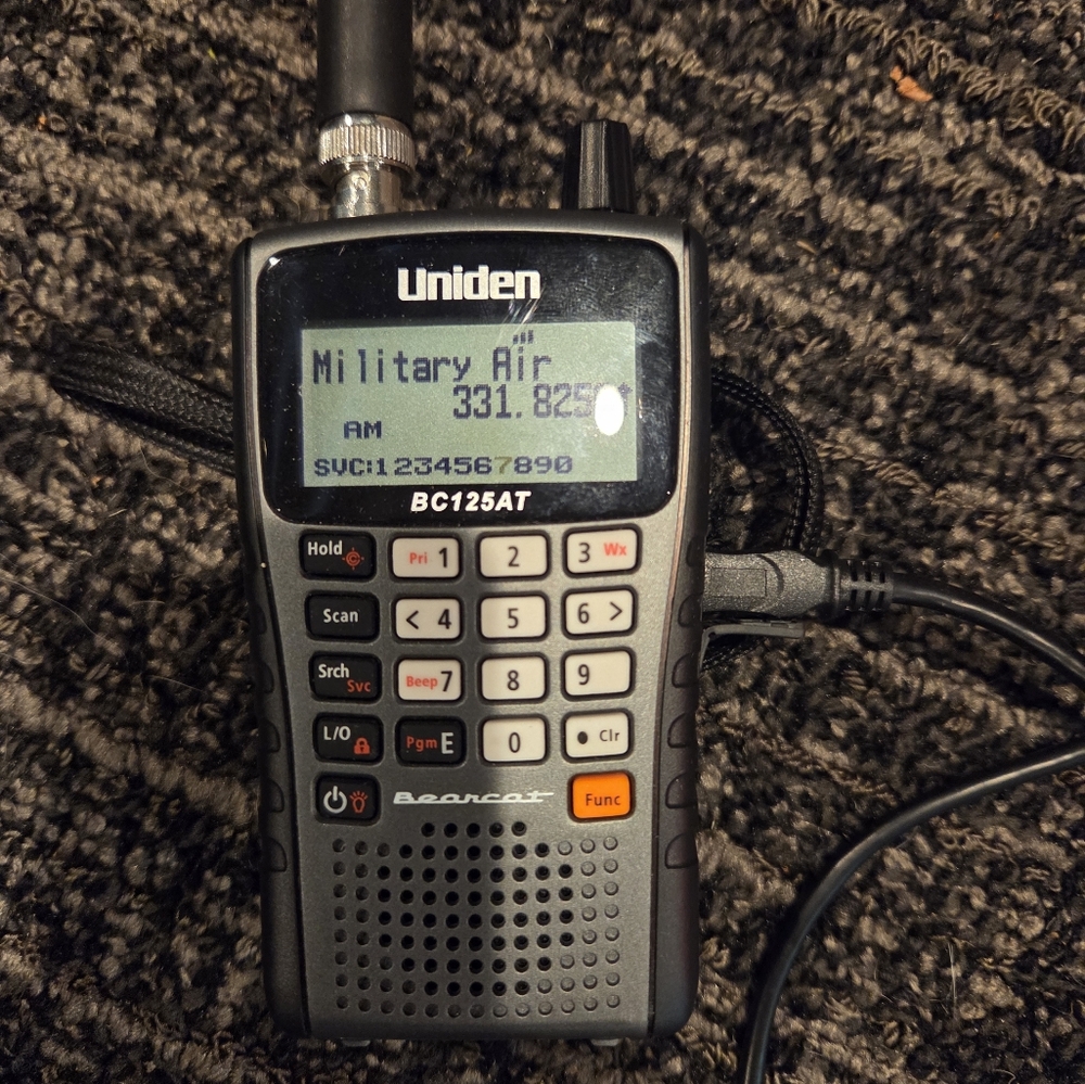 Uniden Bearcat BC125AT Handheld Scanner - Rechargeable - Picture 5 of 5